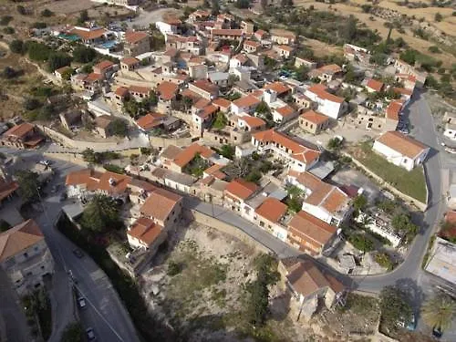 דירה Niovi House