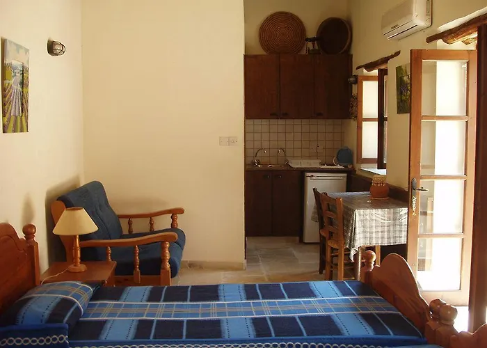 Niovi House דירה טוקהיני