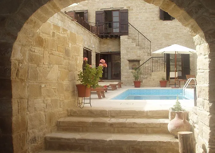 דירה Niovi House טוקהיני