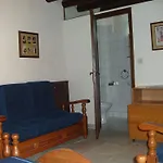 Daire Niovi House