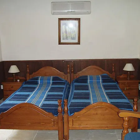 Niovi House Apartmán Tochni